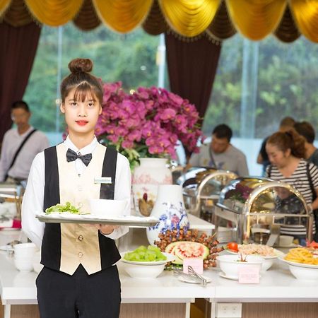 Lao Cai Royal Hotel Exterior foto