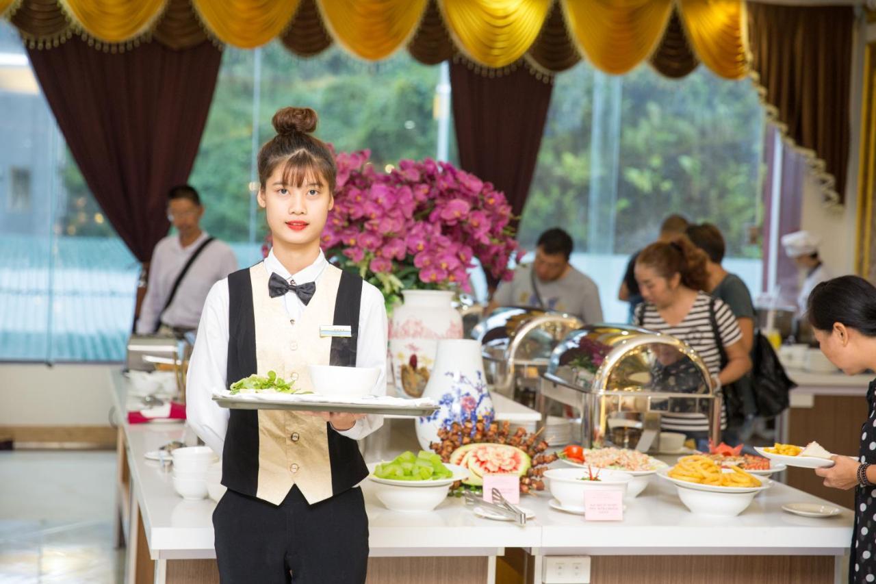 Lao Cai Royal Hotel Exterior foto