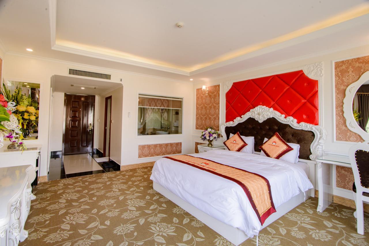 Lao Cai Royal Hotel Exterior foto