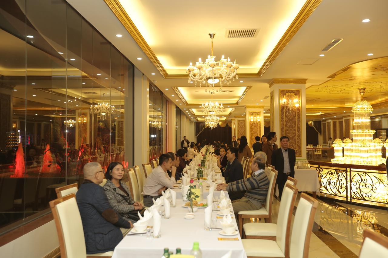 Lao Cai Royal Hotel Exterior foto